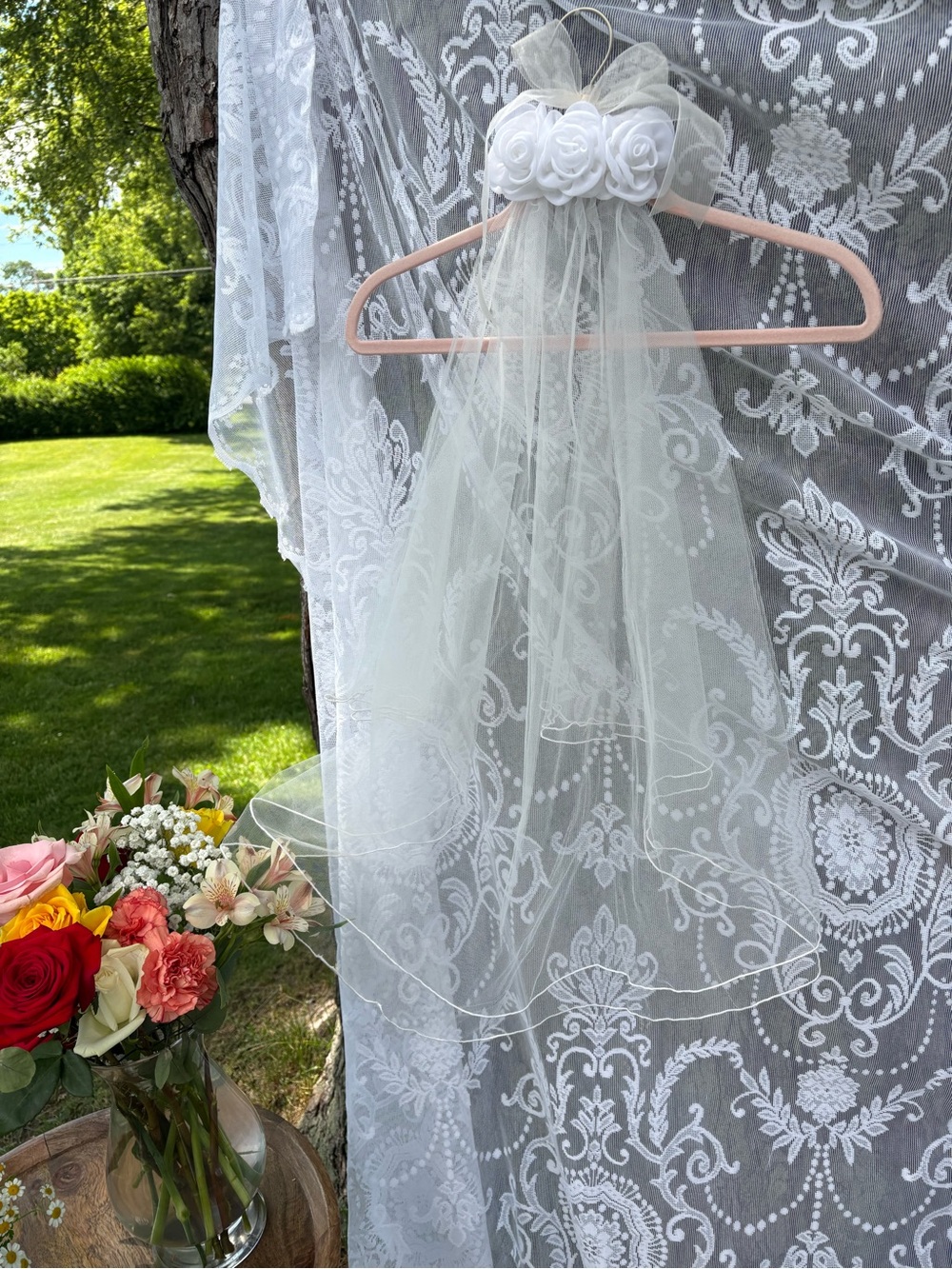 White Tulle Rosette Veil Hairpiece